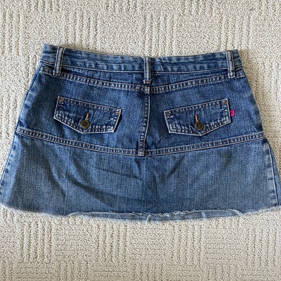 Vintage micro mini skirt - Picture 2 of 2